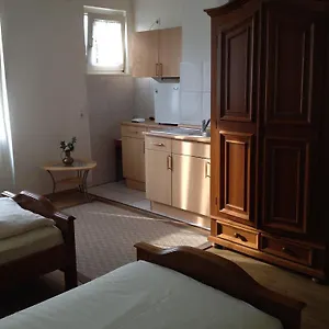 Garni Hotel